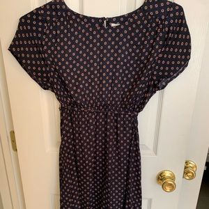 Perfect condition! Cute maternity dress!